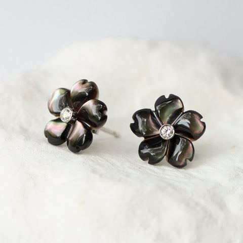 Peacock Flower earstuds mother of pearl diamond and 18kt gold stud fittings